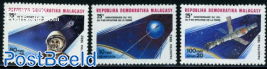 First satellites 3v
