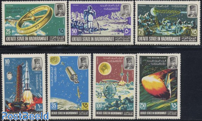 Lunar space flights 7v